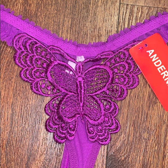 Thong Panties ! ( M ) - Picture 3 of 6